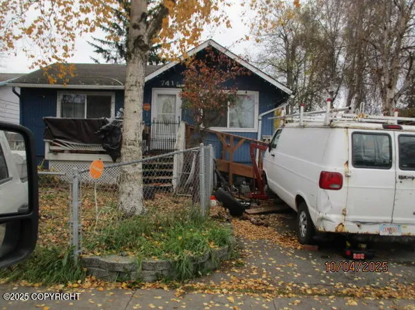 741 N Klevin St, Anchorage, AK 99508