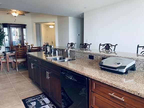 5th image of 331 Cleveland St #702