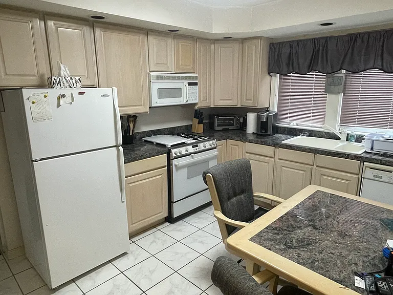136 Russell St #1A — Photo 7