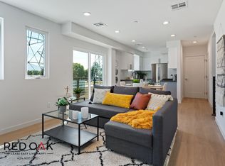 5631 Whitnall Hwy #5631, North Hollywood, CA 91601