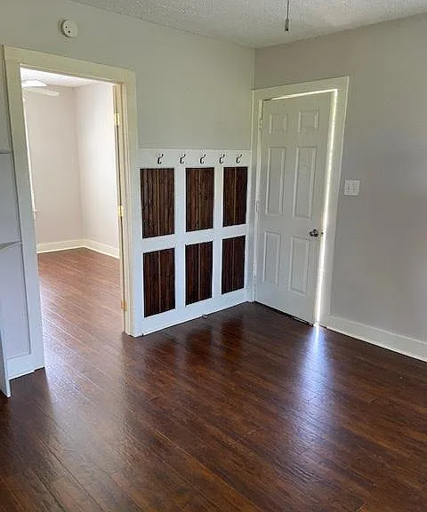 4004 Smiths Grove Scottsville Rd — Photo 4