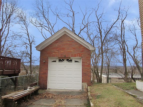 4th image of 3825 Atkins St