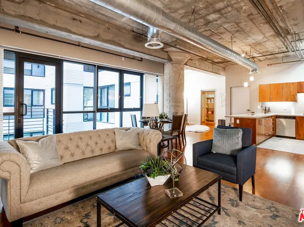 1100 S Grand Ave #A209, Los Angeles, CA 90015
