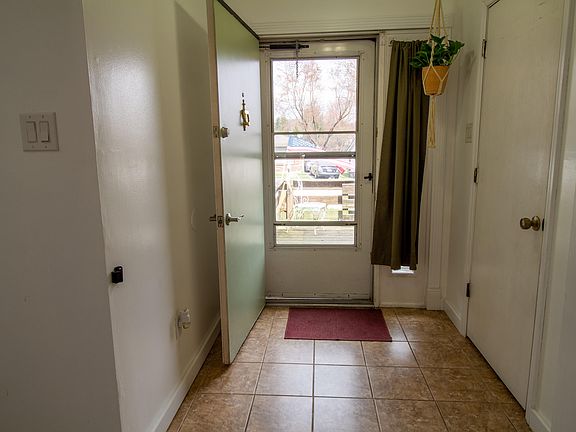 4th image of 3377 Smoky Mountain Dr