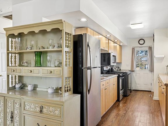 4th image of 63 Wren Rd