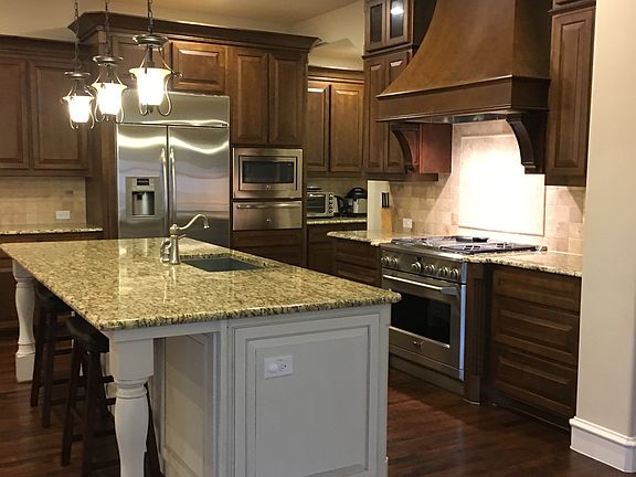 5th image of 413 Monte Carlo Dr