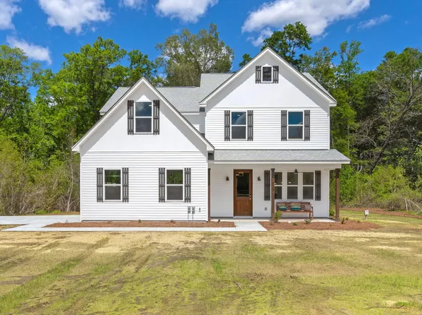 123 Mitch Ln, Ridgeville, SC 29472