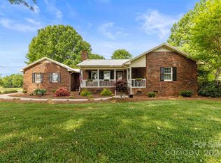 372 Brumley Rd, Mooresville, NC 28115