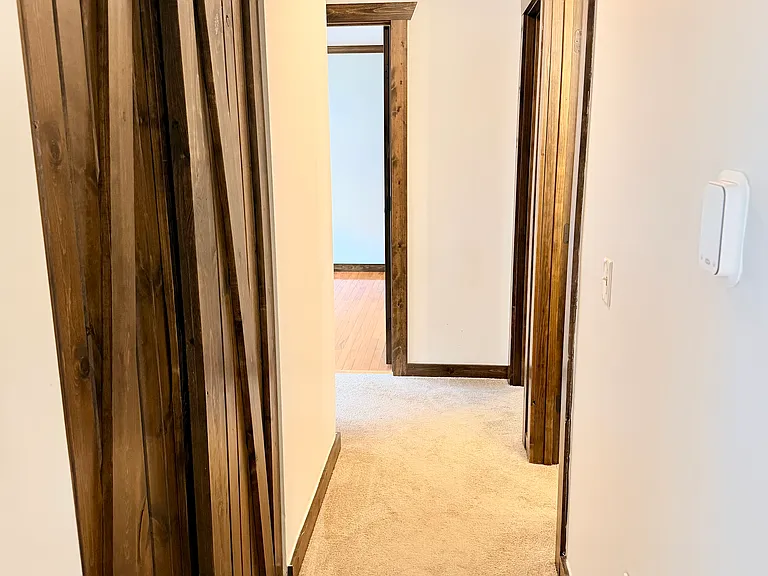 103 Valleyview Dr — Photo 8