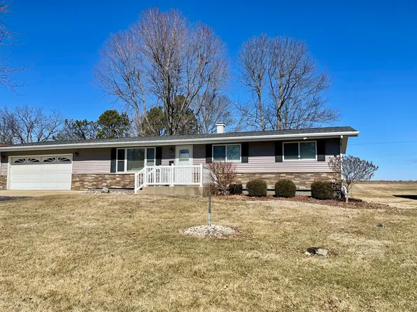 214 W 7th St, Spring Valley, IL 61362