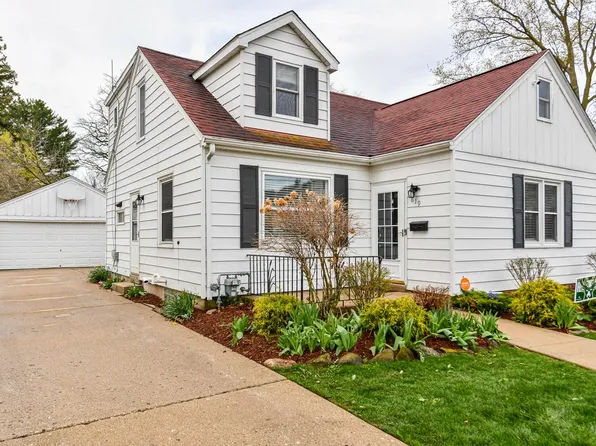 619 77th STREET, Kenosha, WI 53143