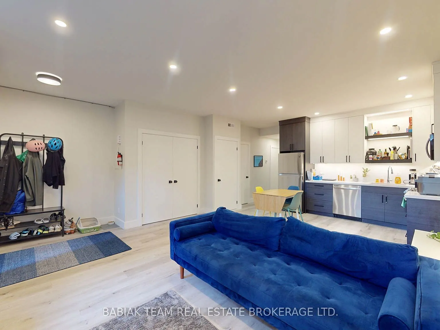 2 bed, $2,700 — Photo 4