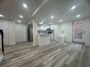 136 Atkins Cir #BASEMENT, Brampton, ON L6X 4E7