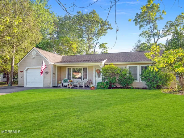 144 Shenandoah Boulevard, Toms River, NJ 08753