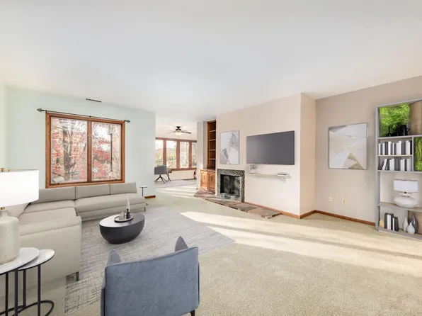 N85W15700 Ridge ROAD #203, Menomonee Falls, WI 53051