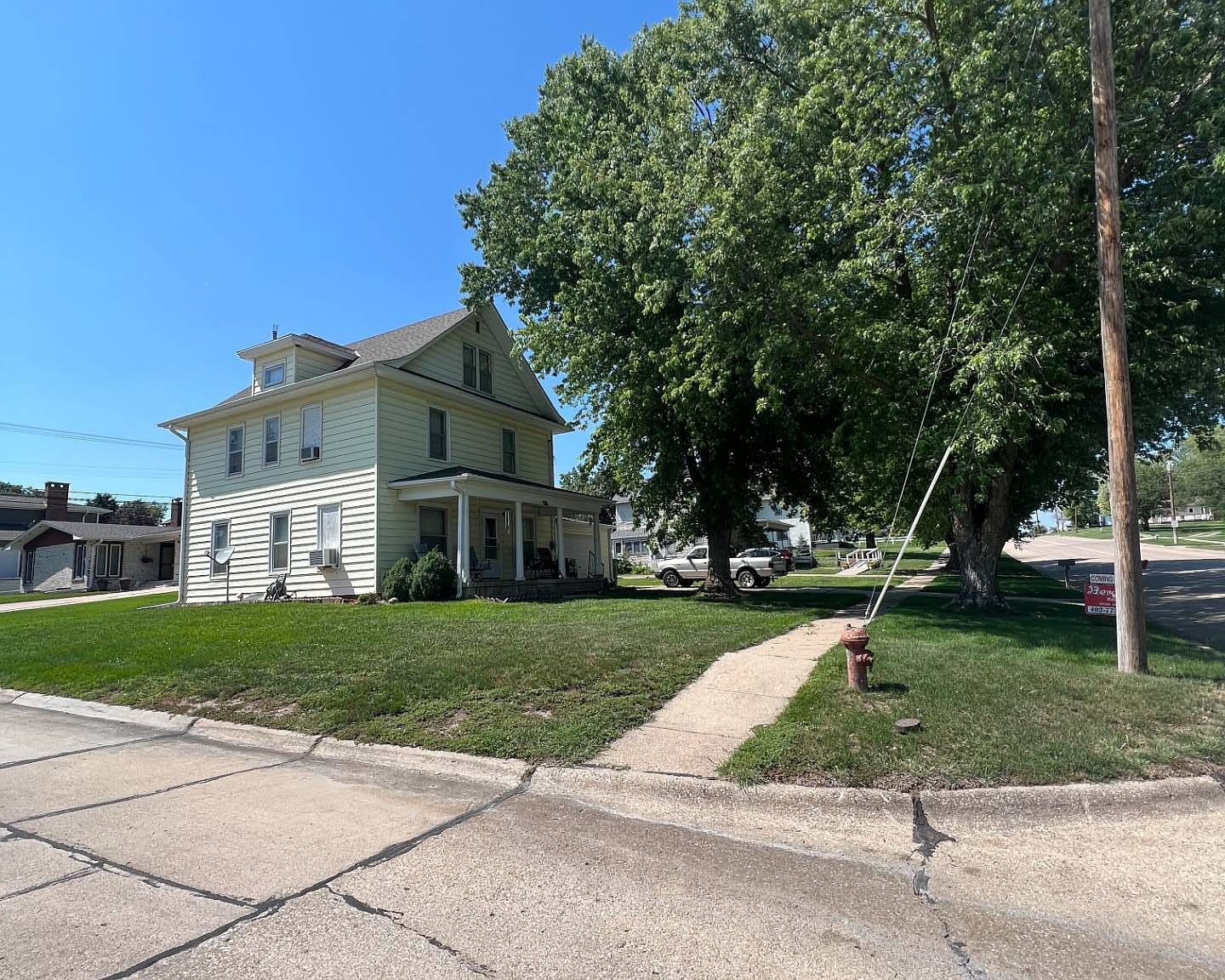 901 N Saunders Ave, Sutton, NE 68979 MLS 11192531 Zillow