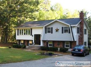 26 Brookview Dr, Pelham, NH 03076