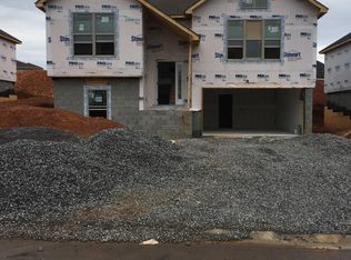 625 Snowshoe Ln, Clarksville, TN 37040