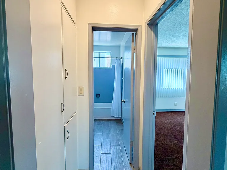 925 Enterprise — Photo 33
