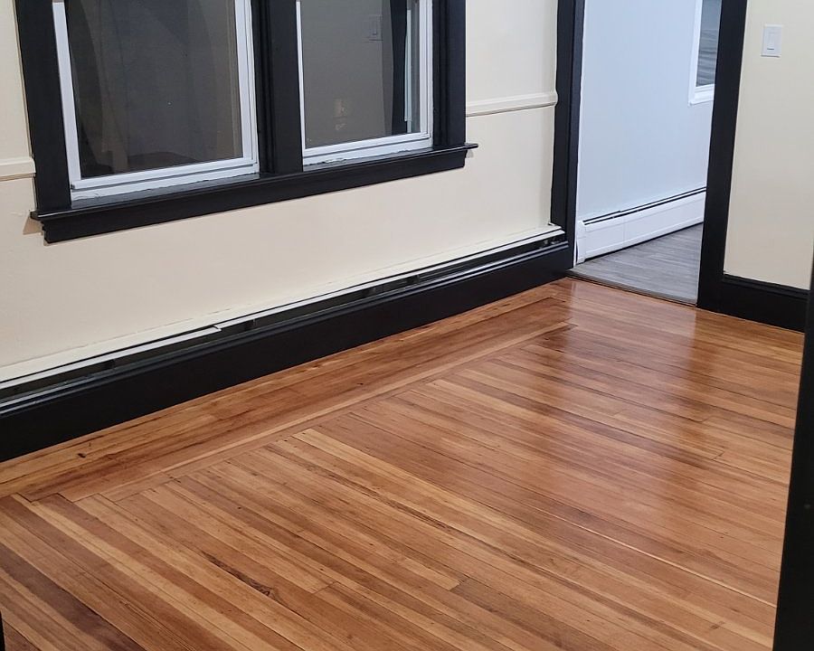 1st image of 1728 Elmwood Ave Floor 2
