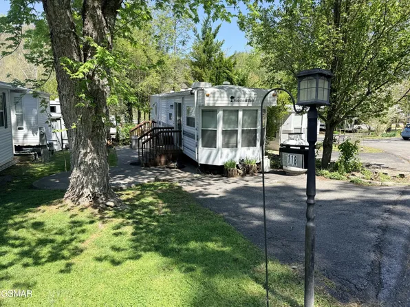 4229 E Pkwy #118-lot 118, Gatlinburg, TN 37738