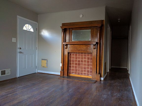 5th image of 3822 Vermont Ave NW