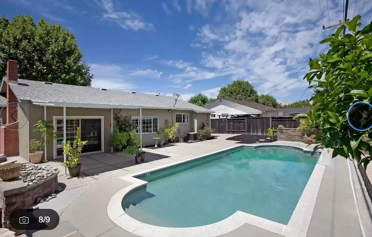 1764 Glazier Dr — Photo 1