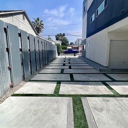 3rd image of 5635 Klump Ave #1/2
