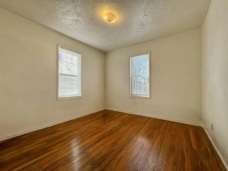 1708 Grayland St — Photo 13