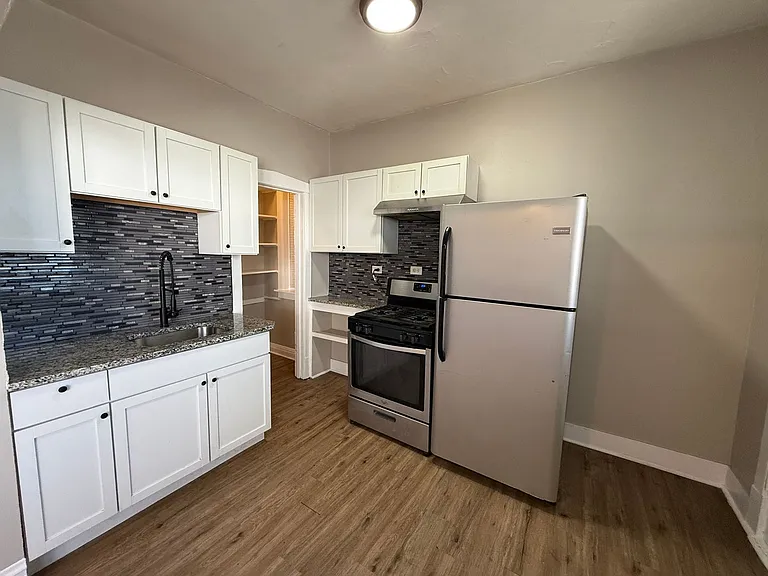 7848 S Burnham Ave #2 — Photo 13
