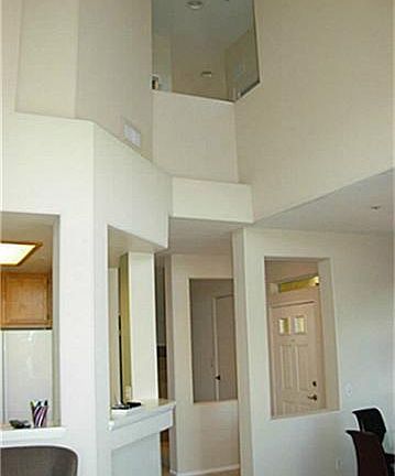 5th image of 4 Woodcrest Ln APT 220