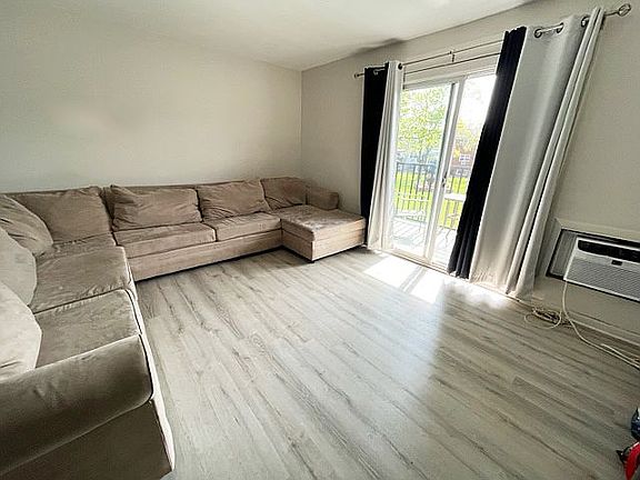 2nd image of 1548 Route 9 APT 5D