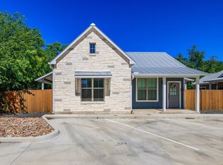 502 S Eagle St #302, Fredericksburg, TX 78624