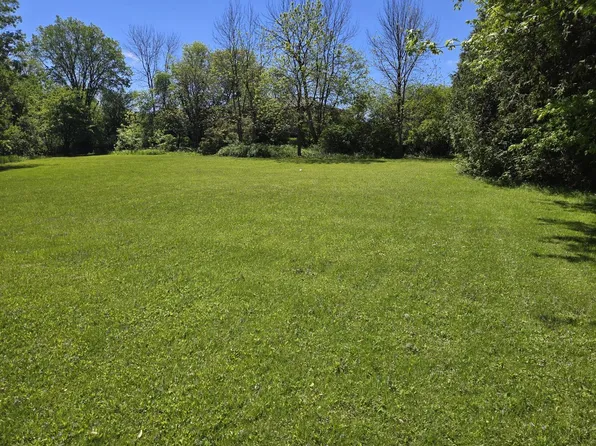 420 E CHURCH STREET, Mishicot, WI 54228