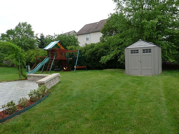4th image of 3065 Savannah Dr