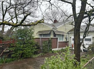 8054 SE Reedway St, Portland, OR