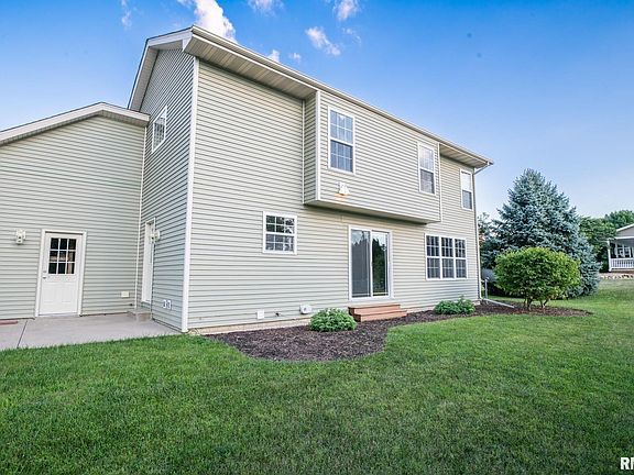 3rd image of 309 Knollaire Dr