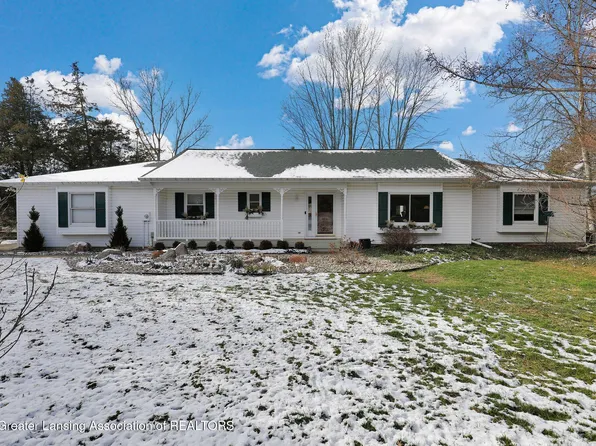 2607 Hagadorn Rd, Mason, MI 48854