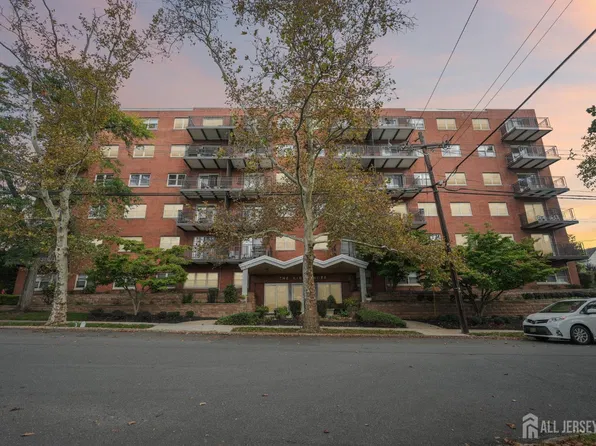 123 S Adelaide Ave APT 3J, Highland Park, NJ 08904