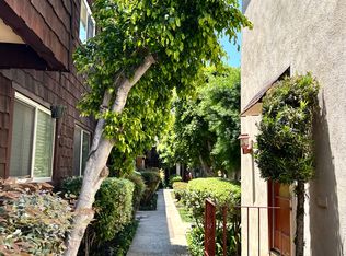 5400 Newcastle Ave APT 66, Encino, CA 91316
