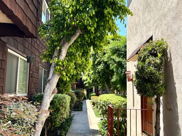 5400 Newcastle Ave, Encino, CA