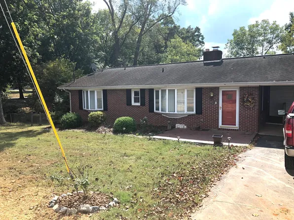 910 Milligan Hwy, Johnson City, TN 37601
