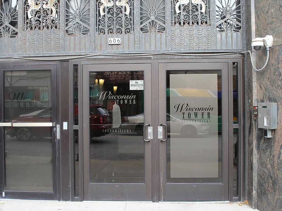 1st image of 606 W Wisconsin Ave Unit 602