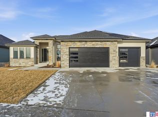 9650 Topher Blvd, Lincoln, NE 68526