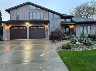 6 Lan Creek Rd, Plains, PA 18702