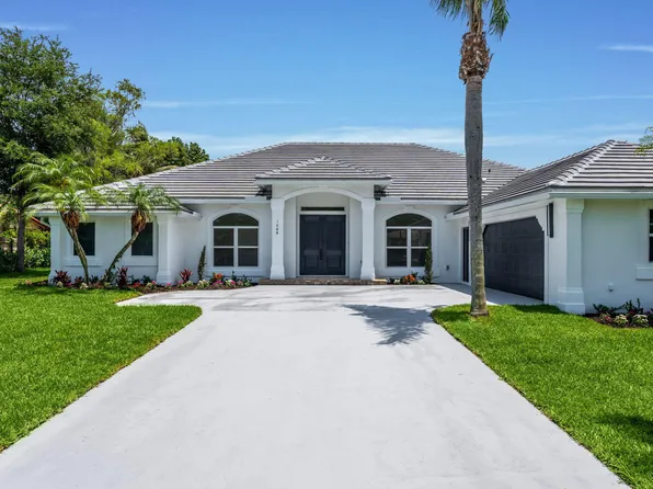 1688 Hull Court, Wellington, FL 33414