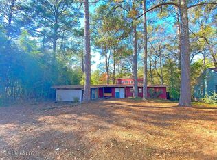 2217 Oakhurst Dr, Jackson, MS 39204
