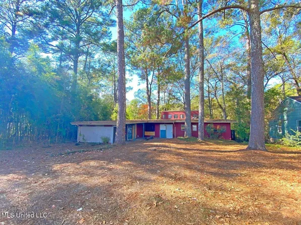 2217 Oakhurst Dr, Jackson, MS 39204