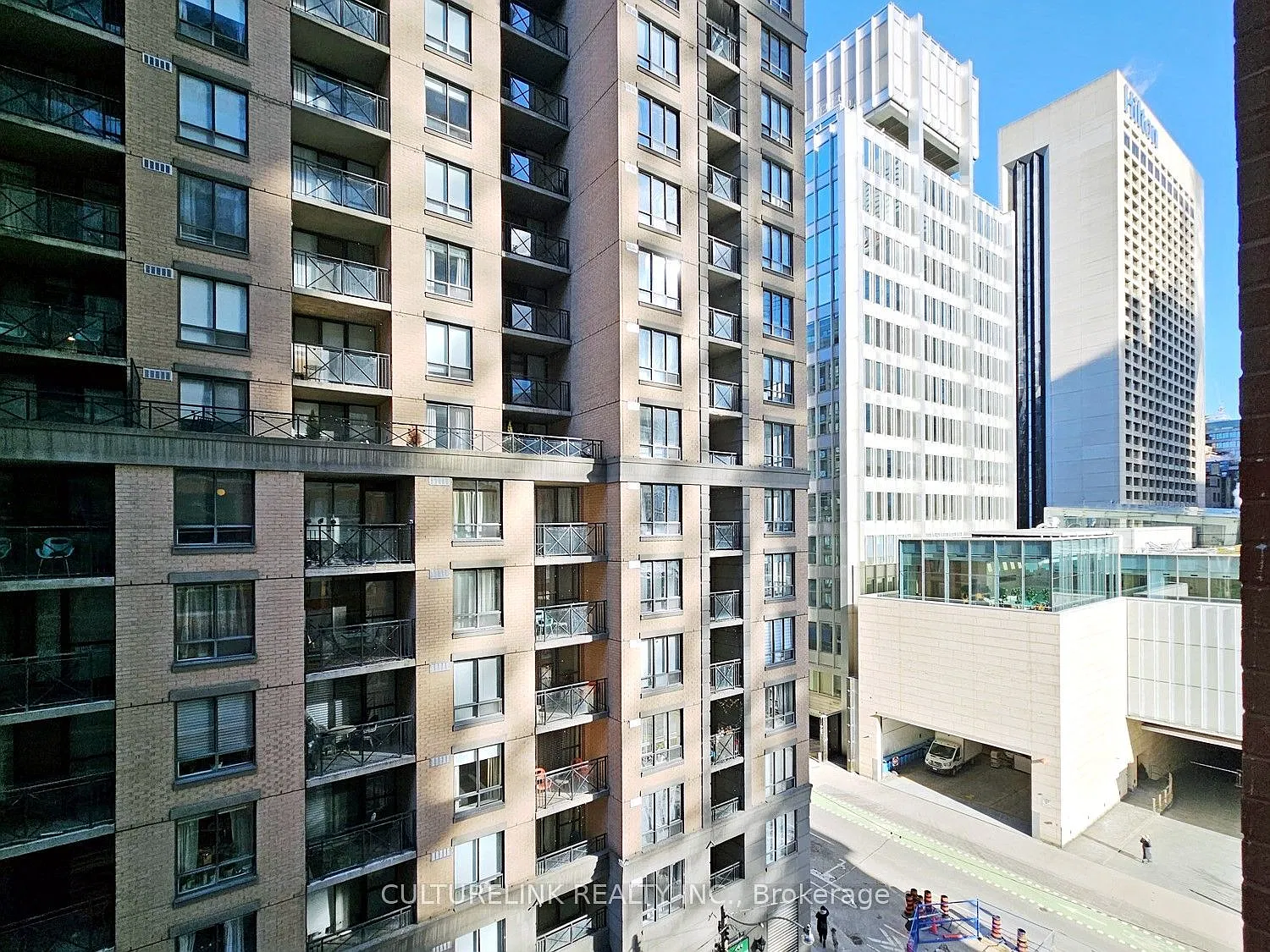 2 bed, $2,800 — Photo 3