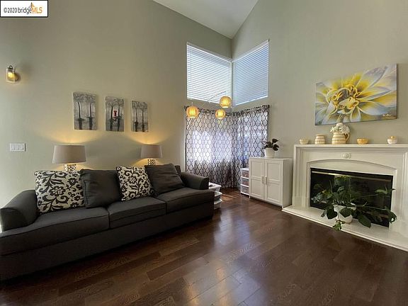 3rd image of 1221 Gingerwood Dr